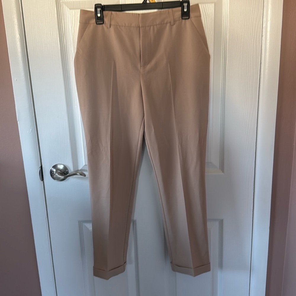 Forever 21 Women’s Khaki Dress Pants—Size Medium—Like New!